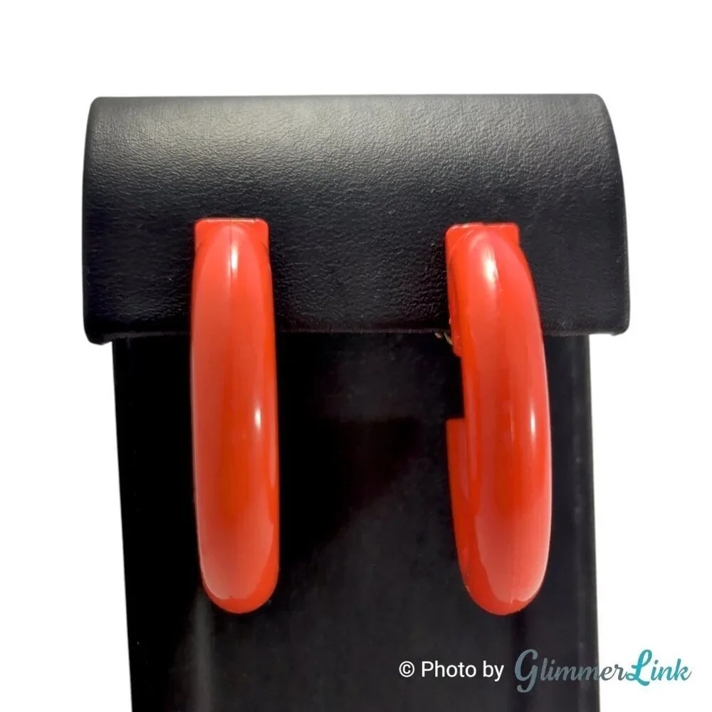 Vintage Orange Red Plastic Hoop Clip On Earrings